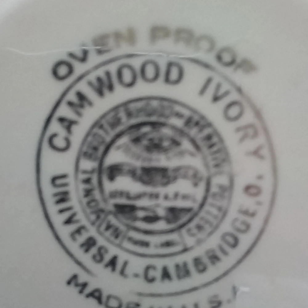 4 vintage camwood ivory saucers